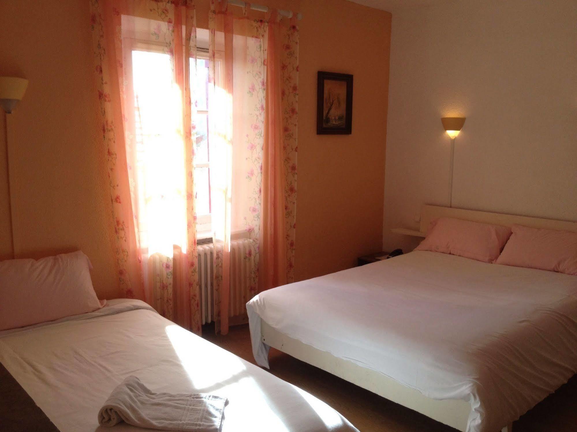 Astoria Hotel